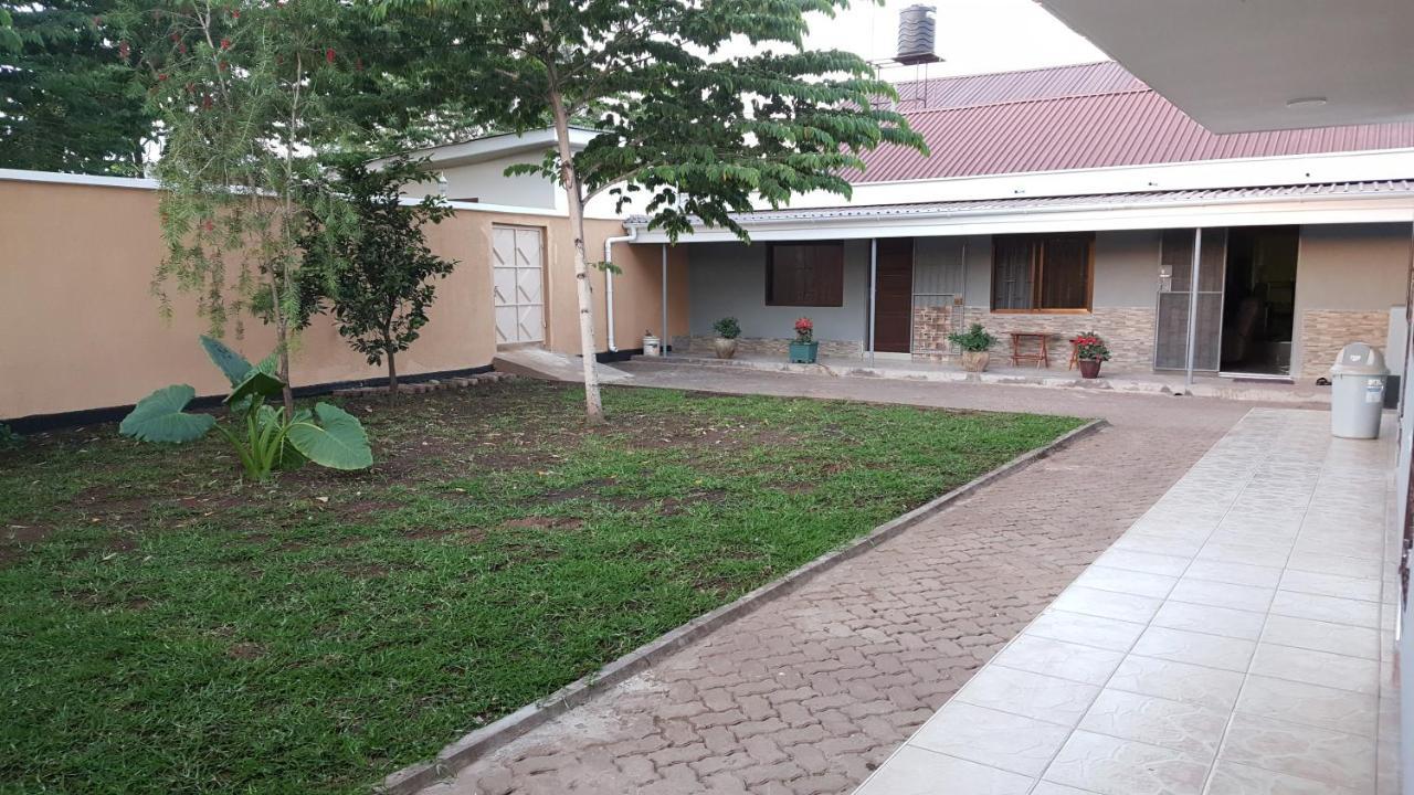 Kilimanjaro Country House Моши Экстерьер фото